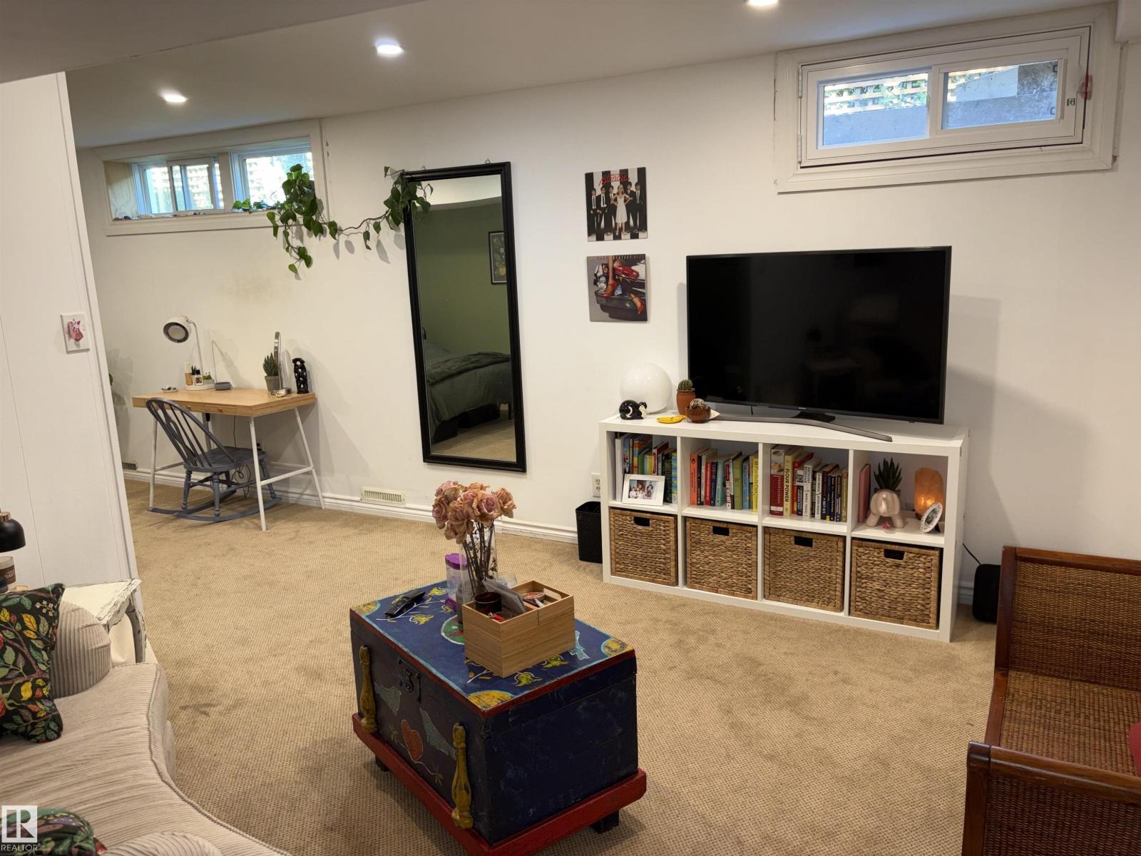 14016 85 AV NW - 27