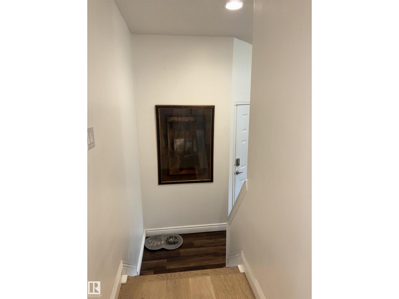 14016 85 AV NW - 44