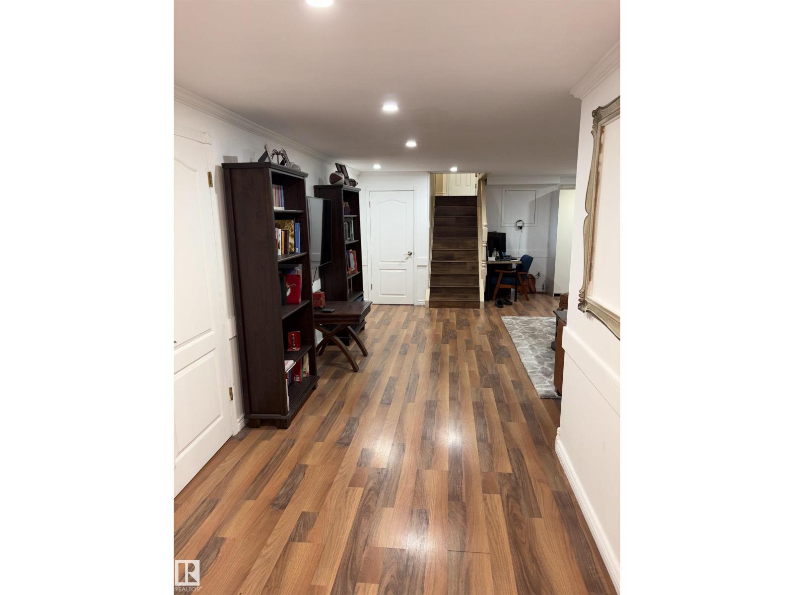 14016 85 AV NW - 56