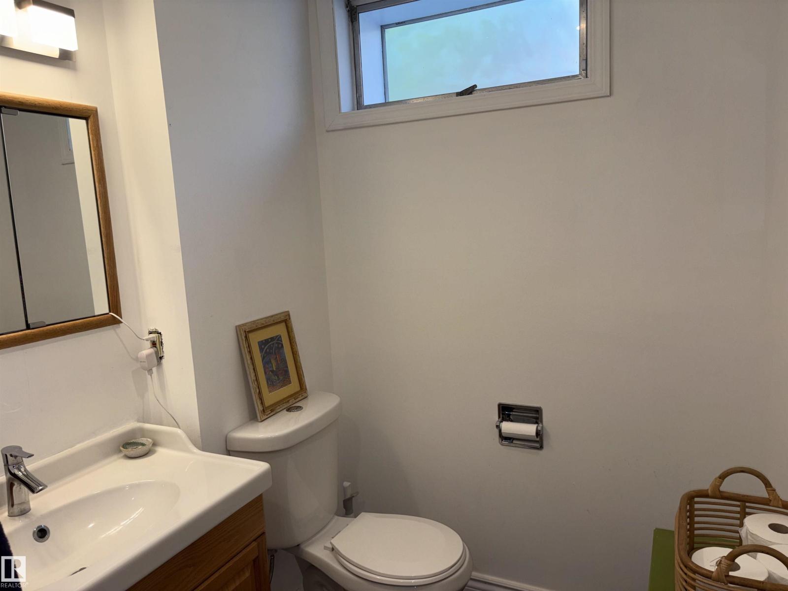 14016 85 AV NW - 57