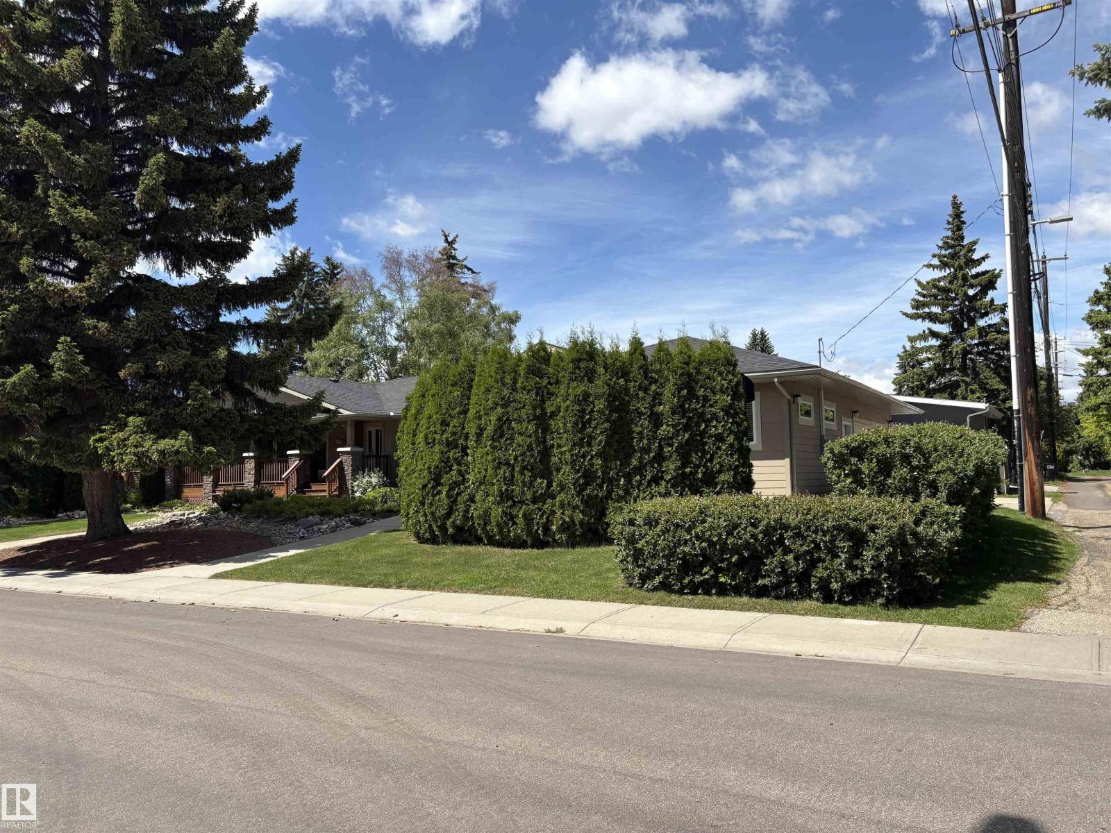 14016 85 AV NW - 66