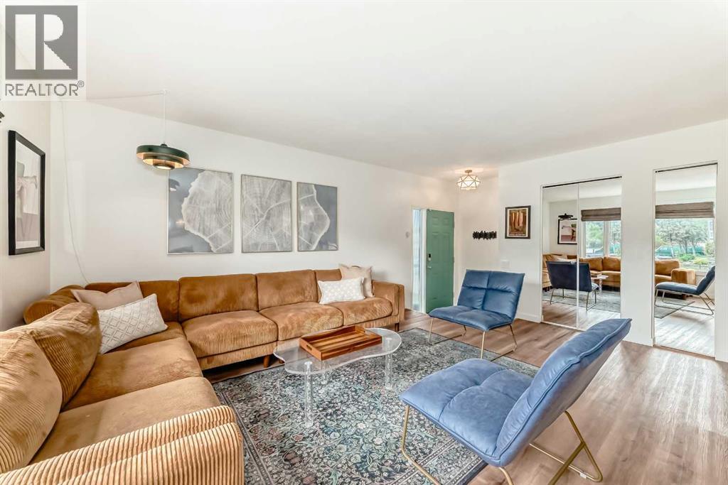 584 Woodhill Place SW - photo 5