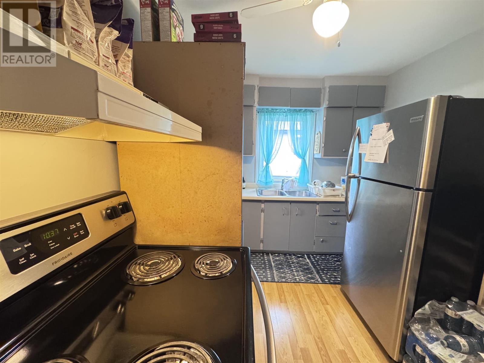 18 McKinley AVE - 22