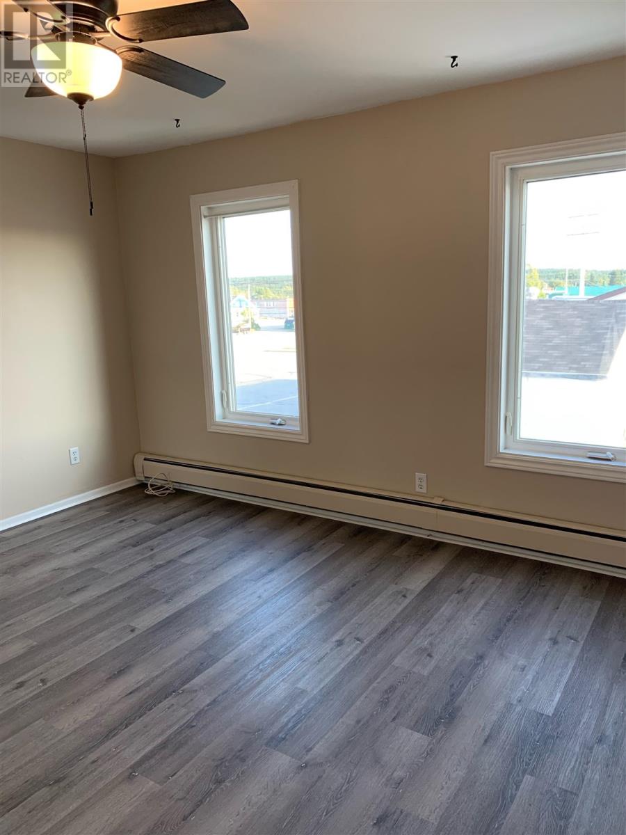 18 McKinley AVE - 21