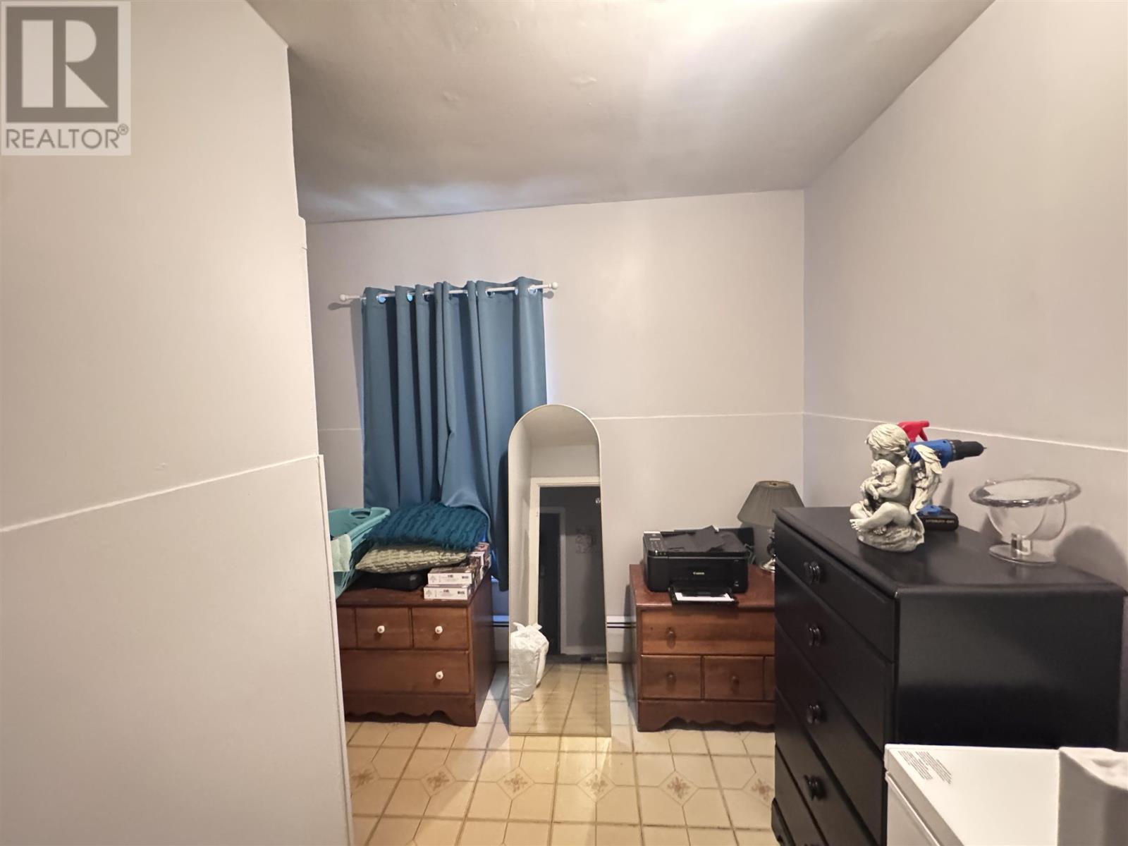 18 McKinley AVE - 33