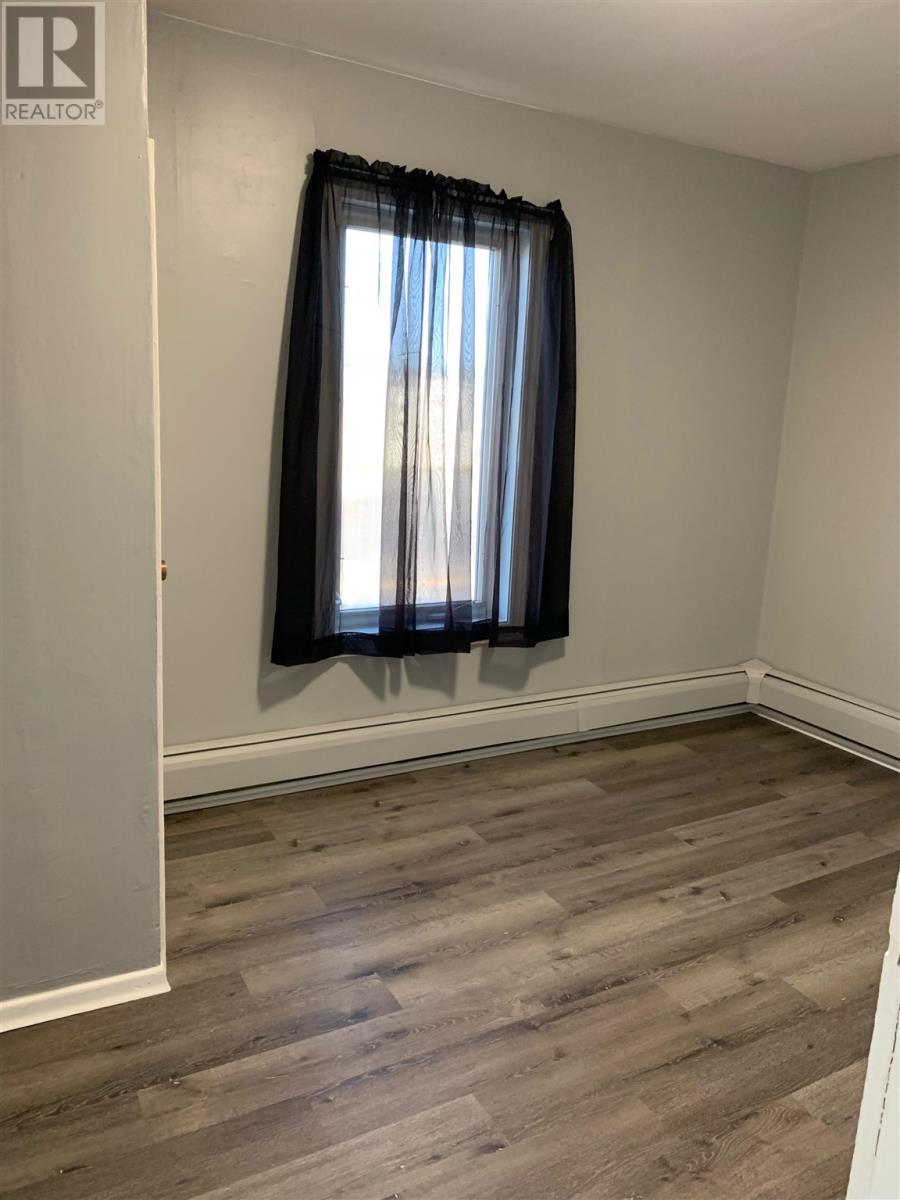 18 McKinley AVE - 7