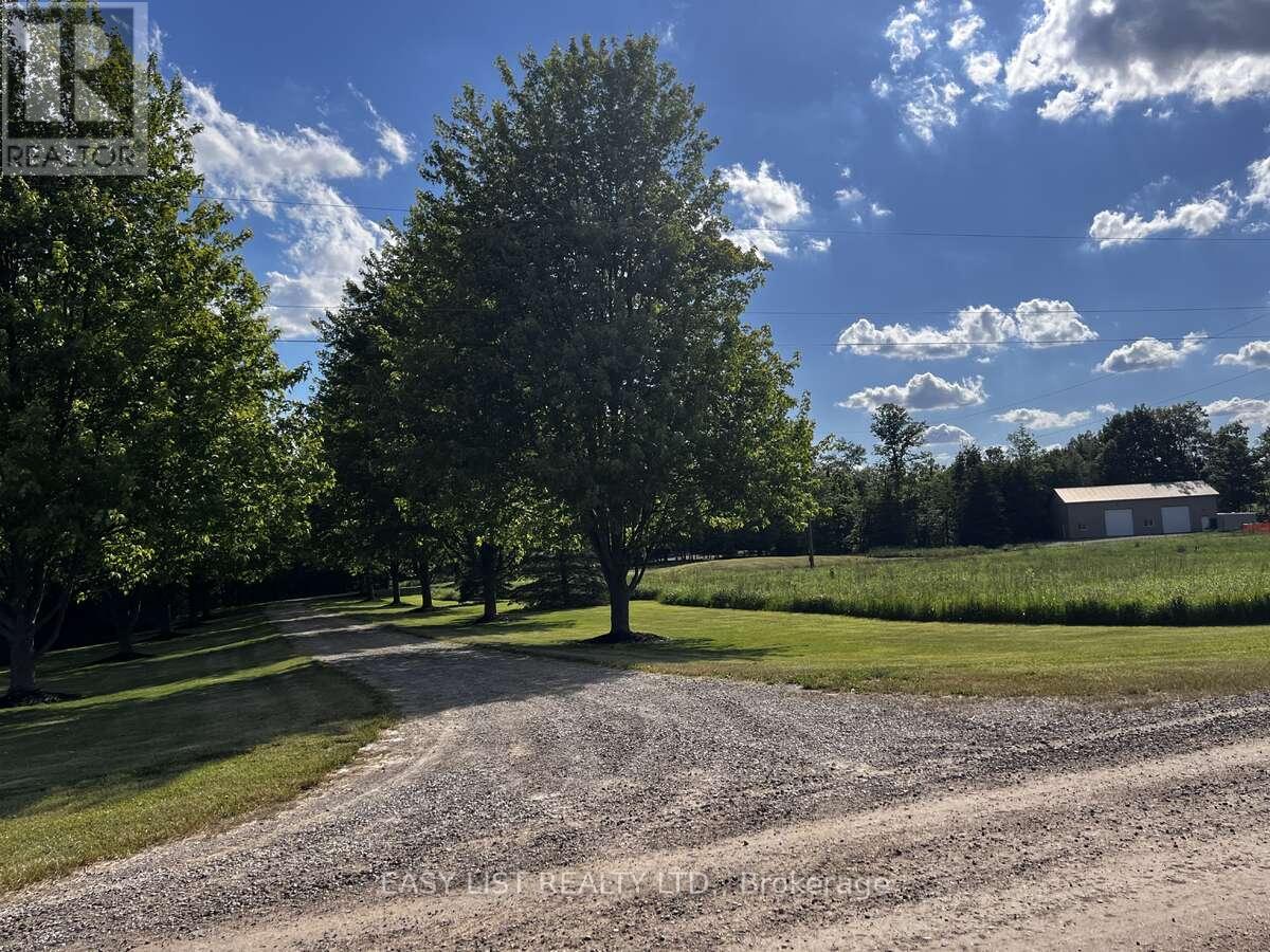 13749 LARGIE ROAD - 35