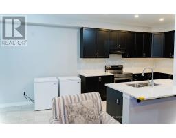 76 Kindred Row, Ottawa, ON K2S3A2 Photo 9