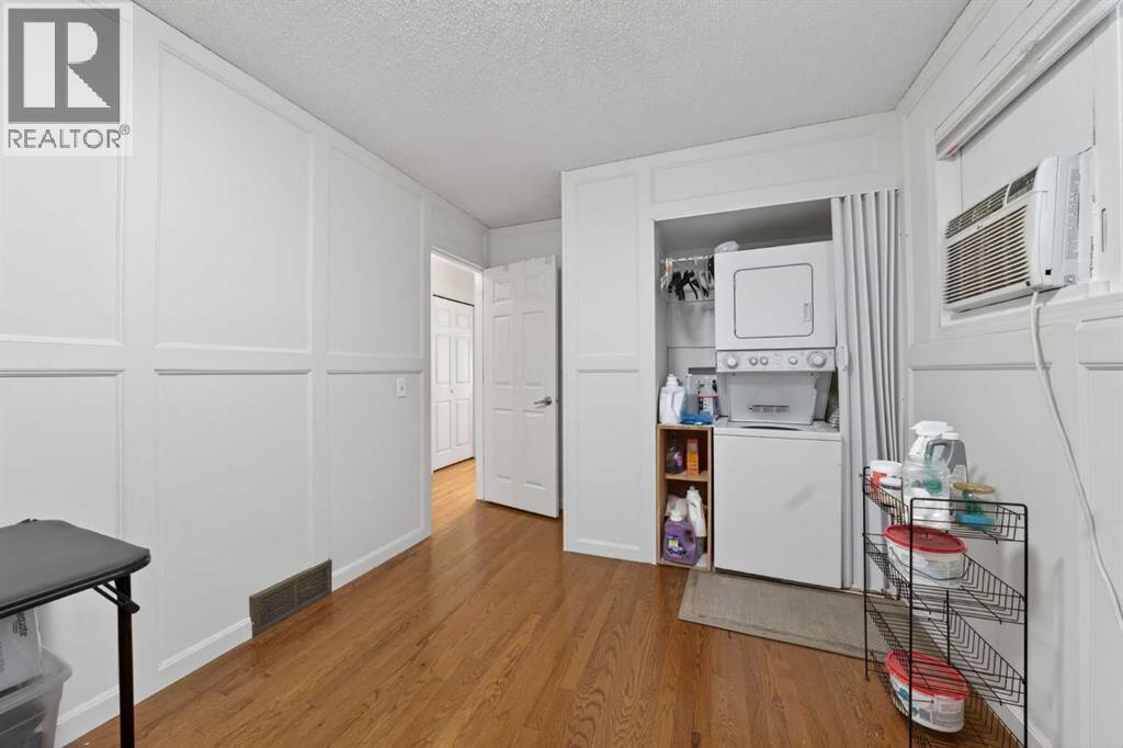 740 Hunterston Crescent NW — photo 14