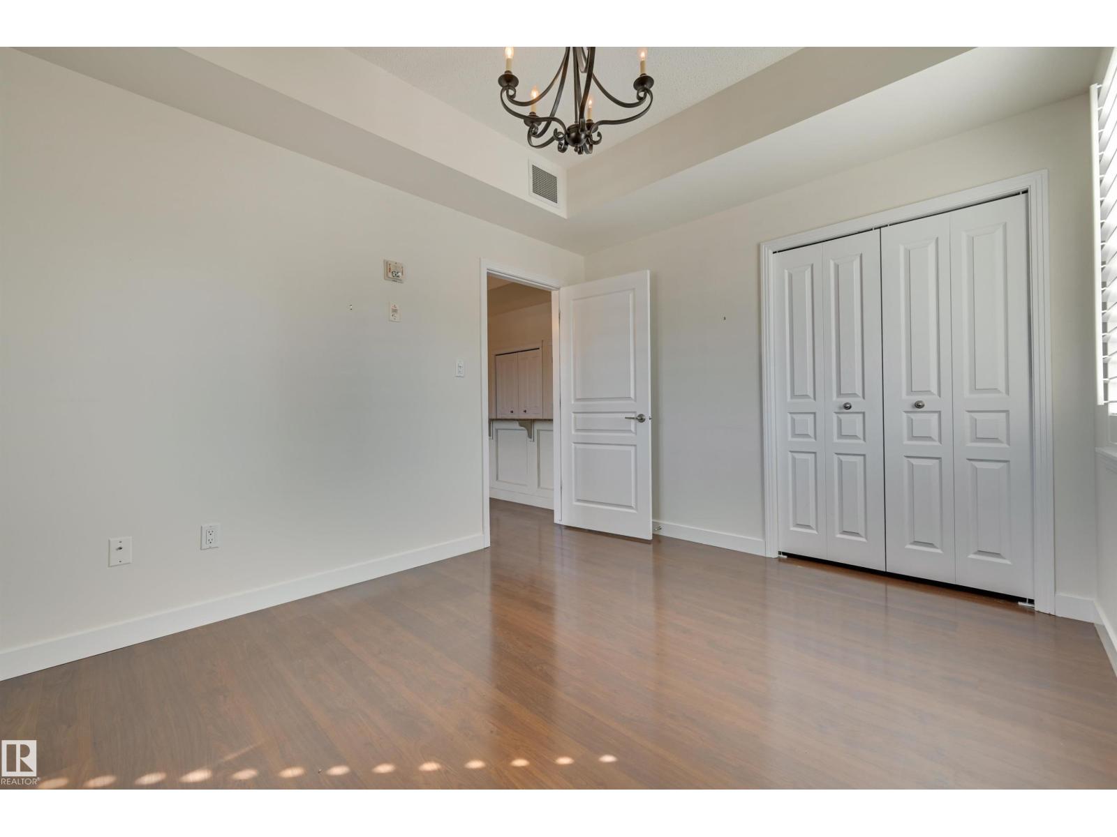 #521 10333 112 ST NW - 26