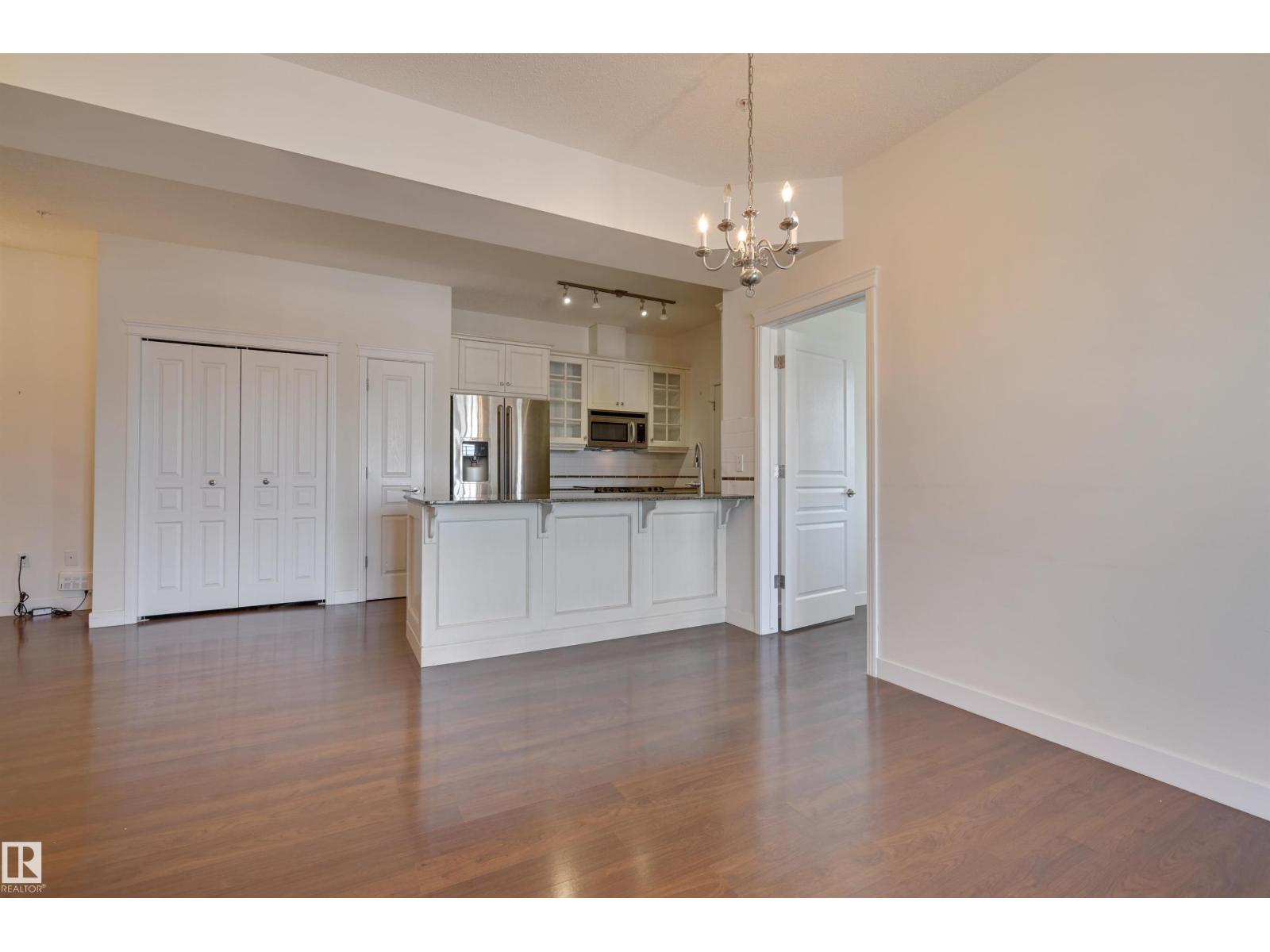 #521 10333 112 ST NW - 9
