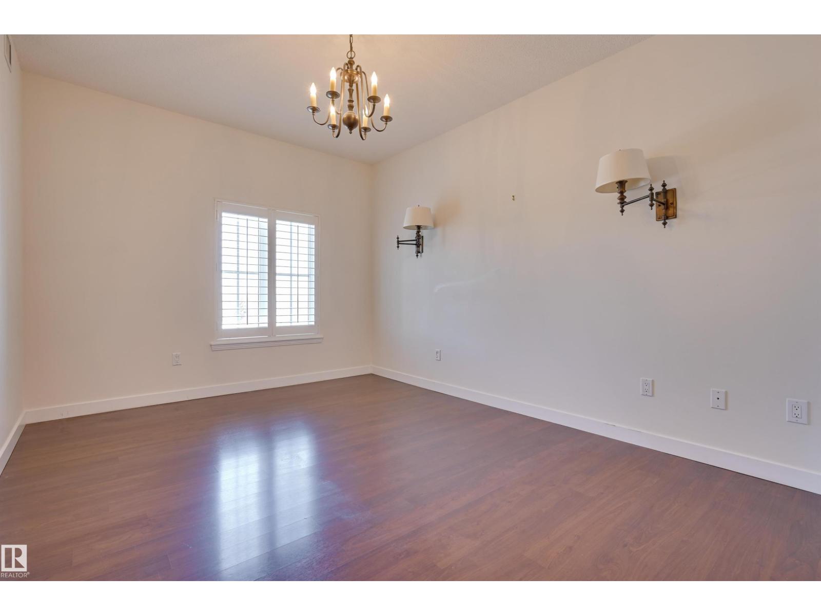 #521 10333 112 ST NW - 19