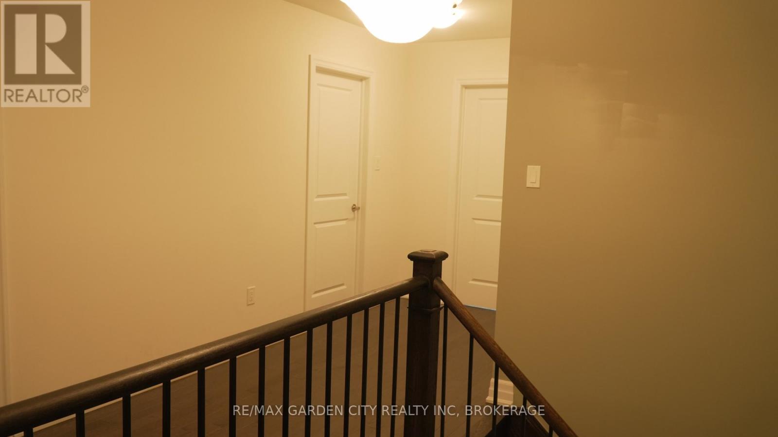 9224 WHITE OAK AVENUE - 21