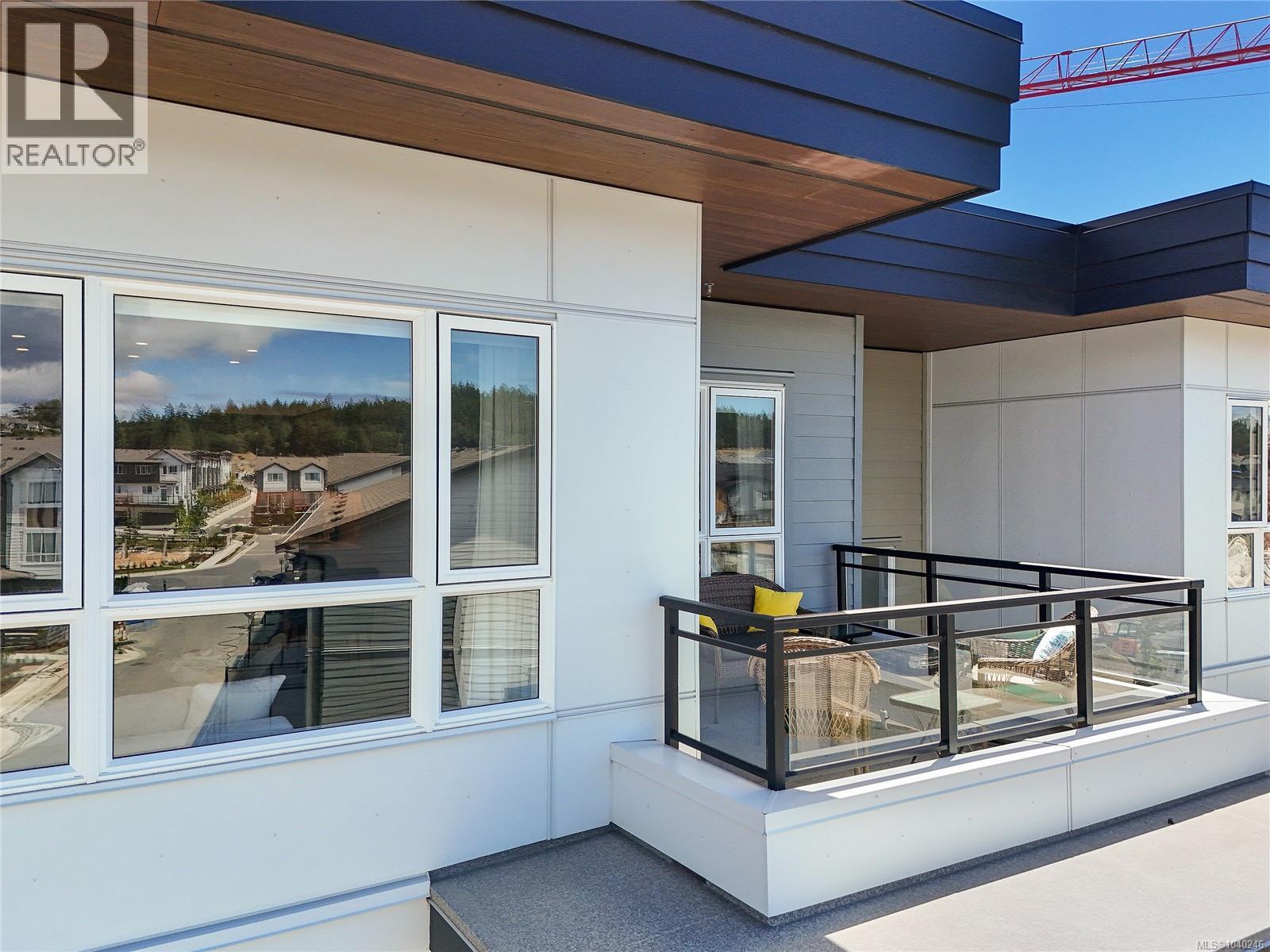 412 3564B RYDER HESJEDAL Way, Colwood
