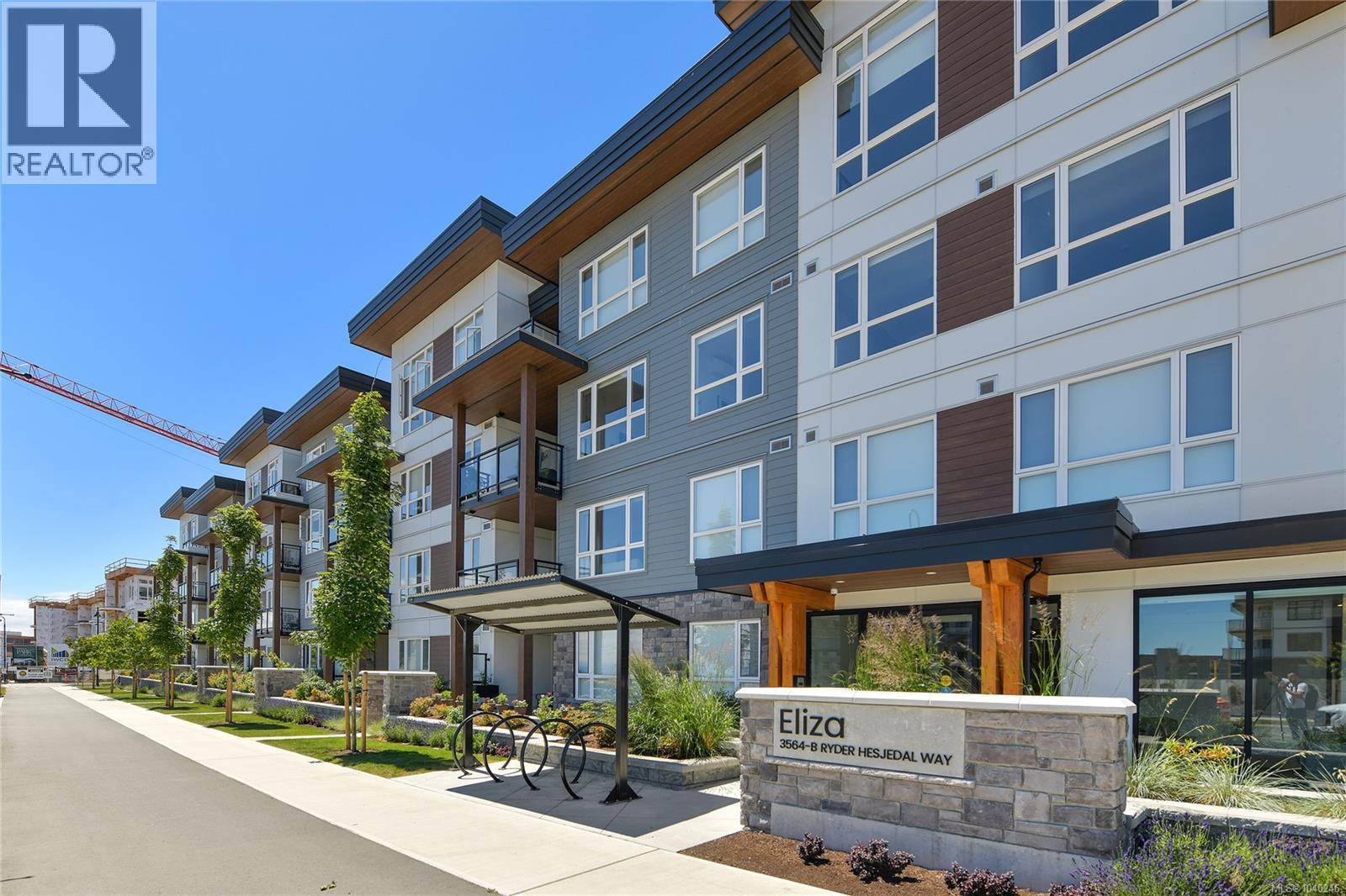 412 3564B RYDER HESJEDAL Way, Colwood