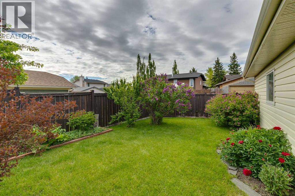 51 Woodbrook Green SW — photo 35