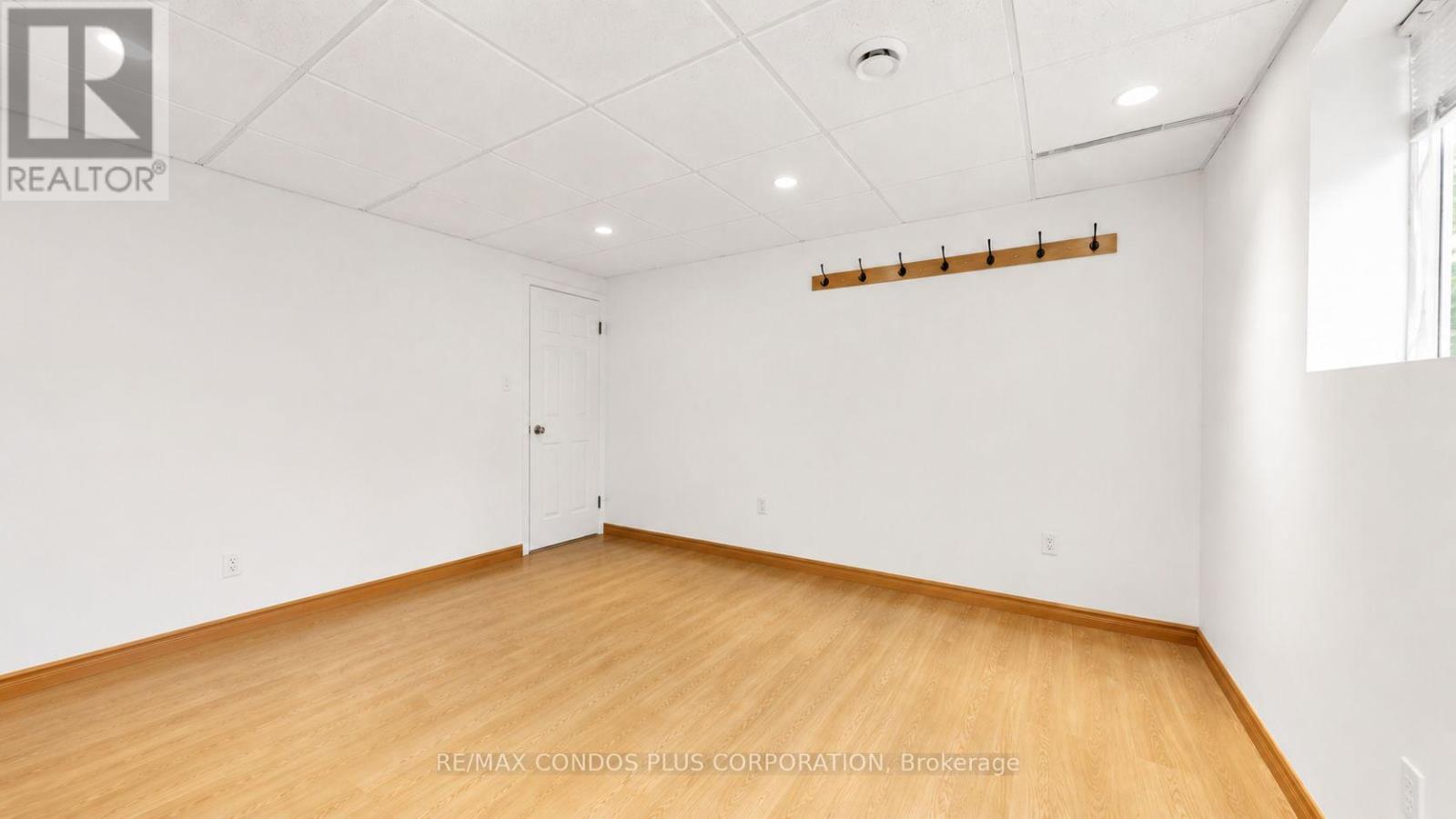 78 SPRING GARDEN AVENUE - 10