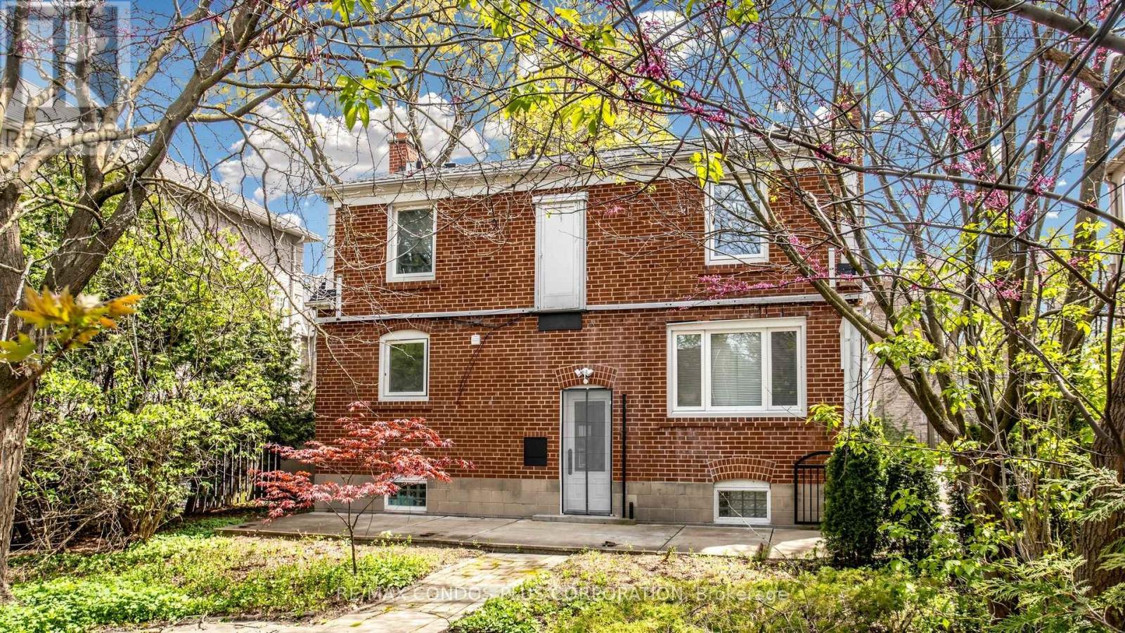 78 SPRING GARDEN AVENUE - 12