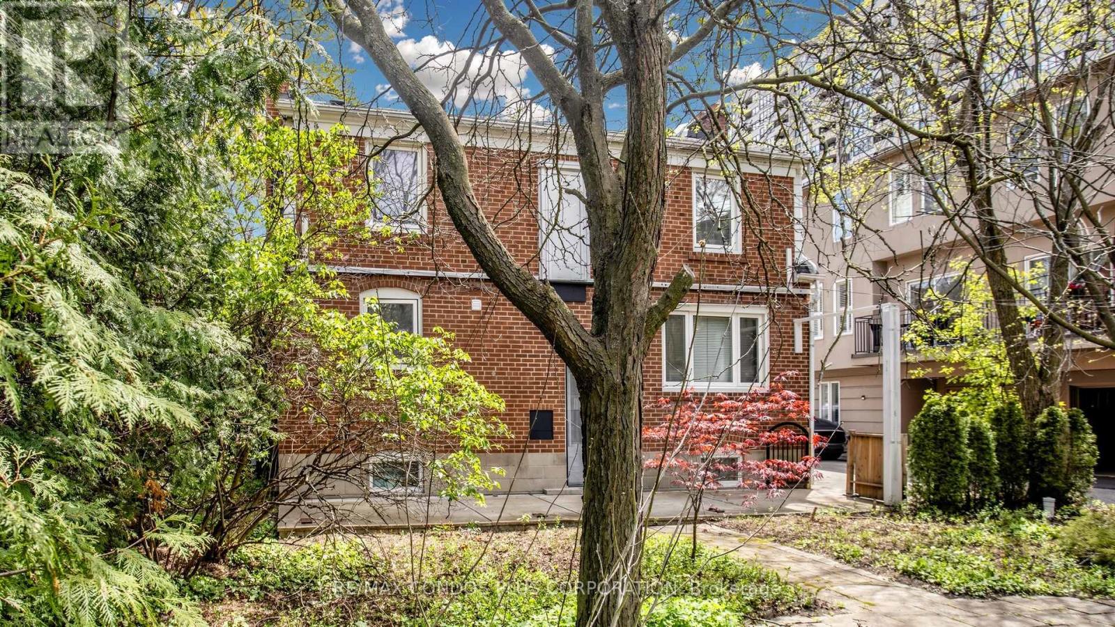 78 SPRING GARDEN AVENUE - 13