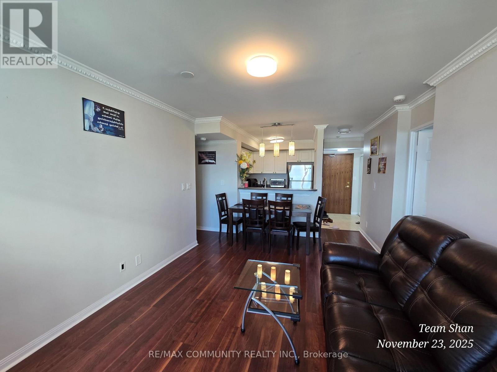 #PH302 1 LEE CENTERE DRIVE - 21
