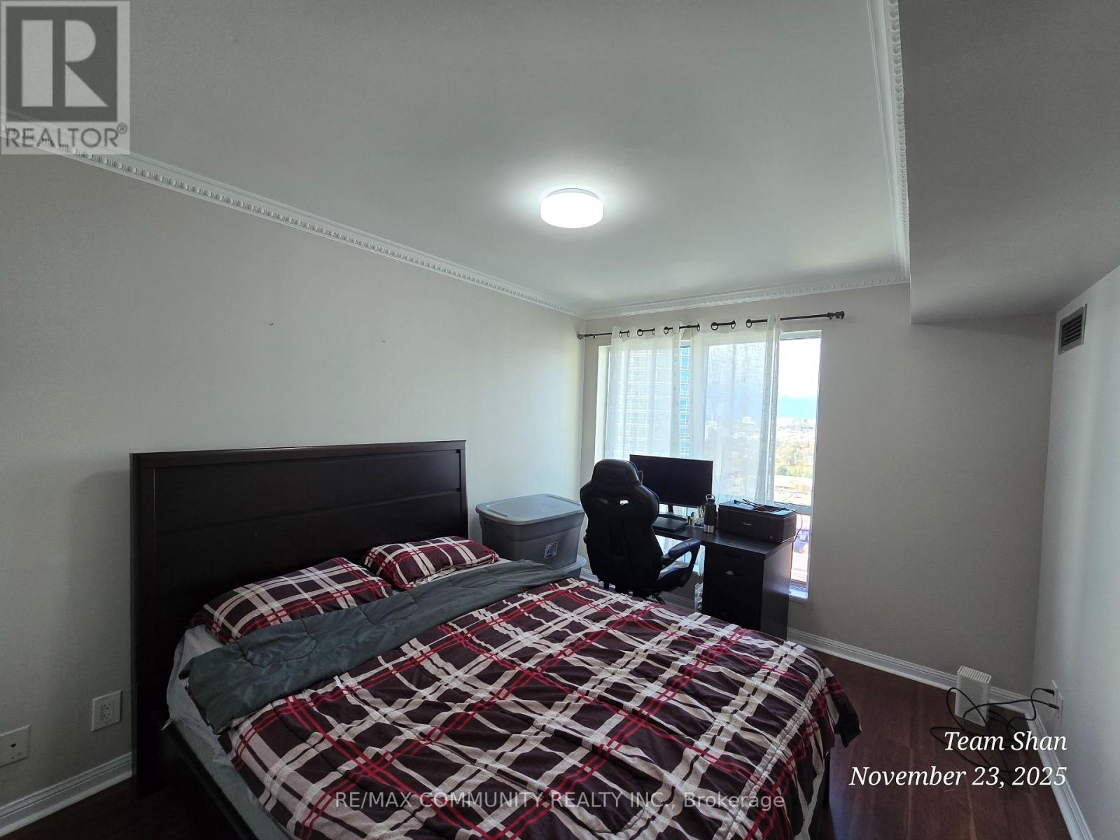 #PH302 1 LEE CENTERE DRIVE - 27