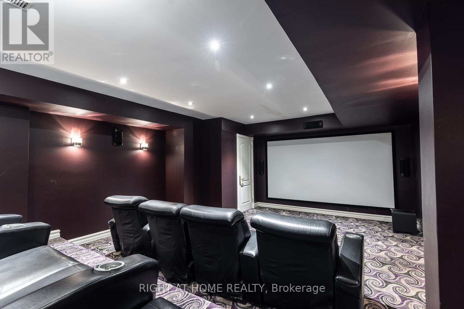38 SUGARBUSH COURT - 34
