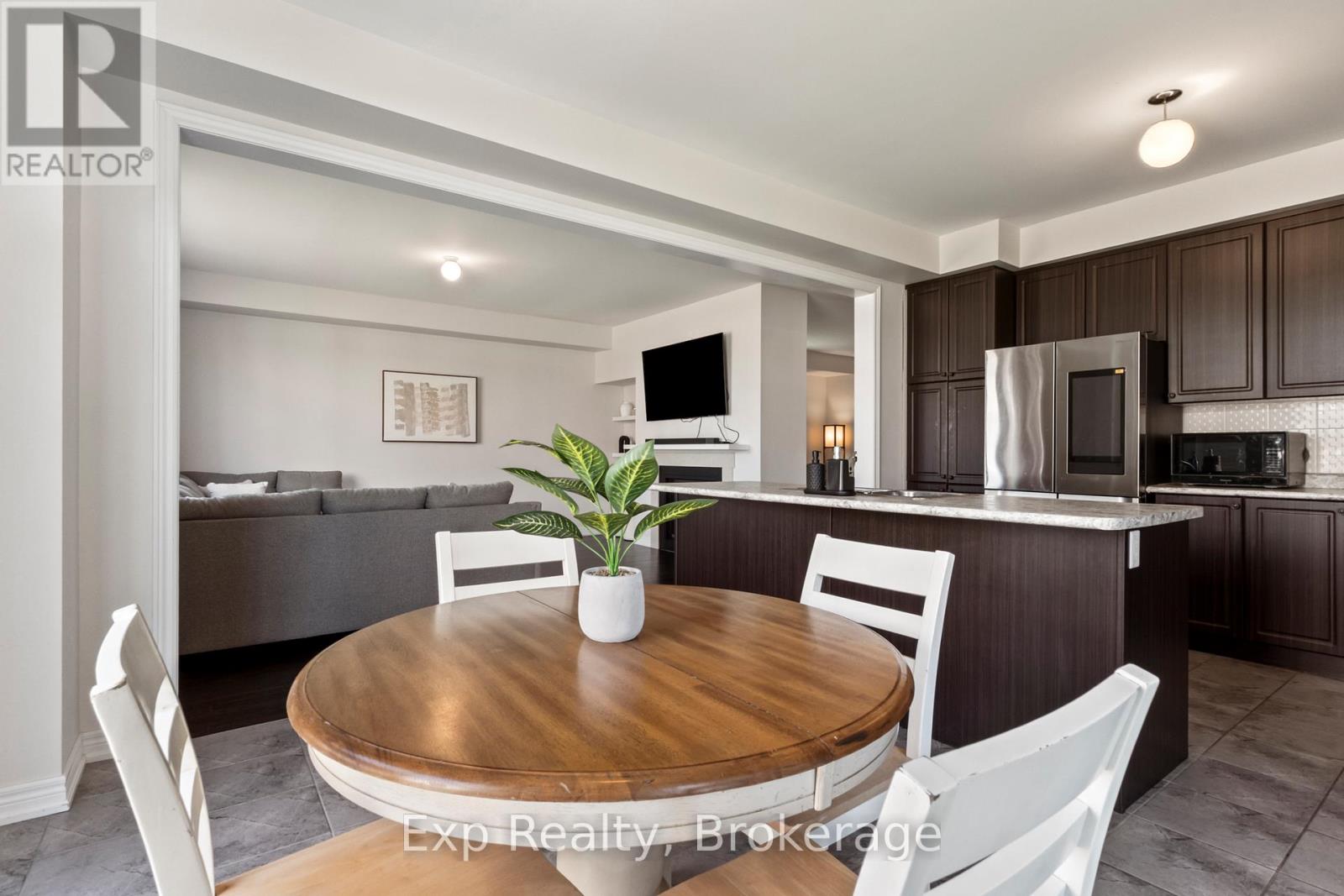 64 PAUL REXE BOULEVARD - 15