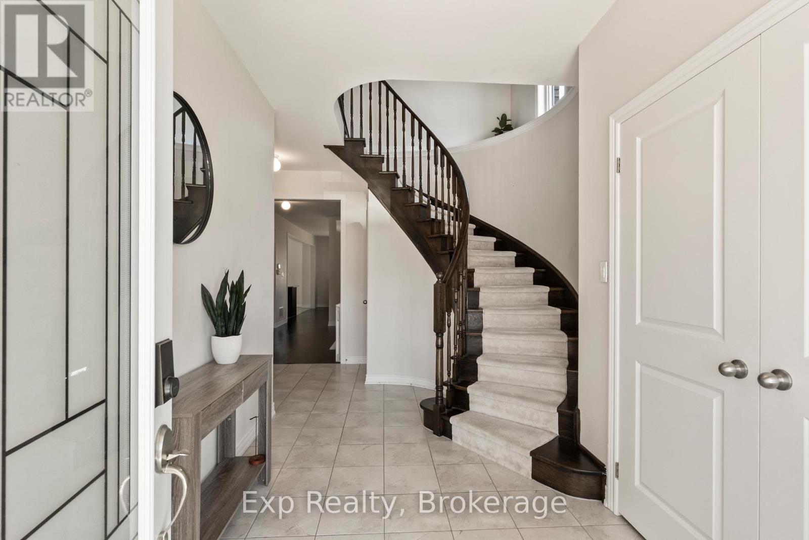 64 PAUL REXE BOULEVARD - 4