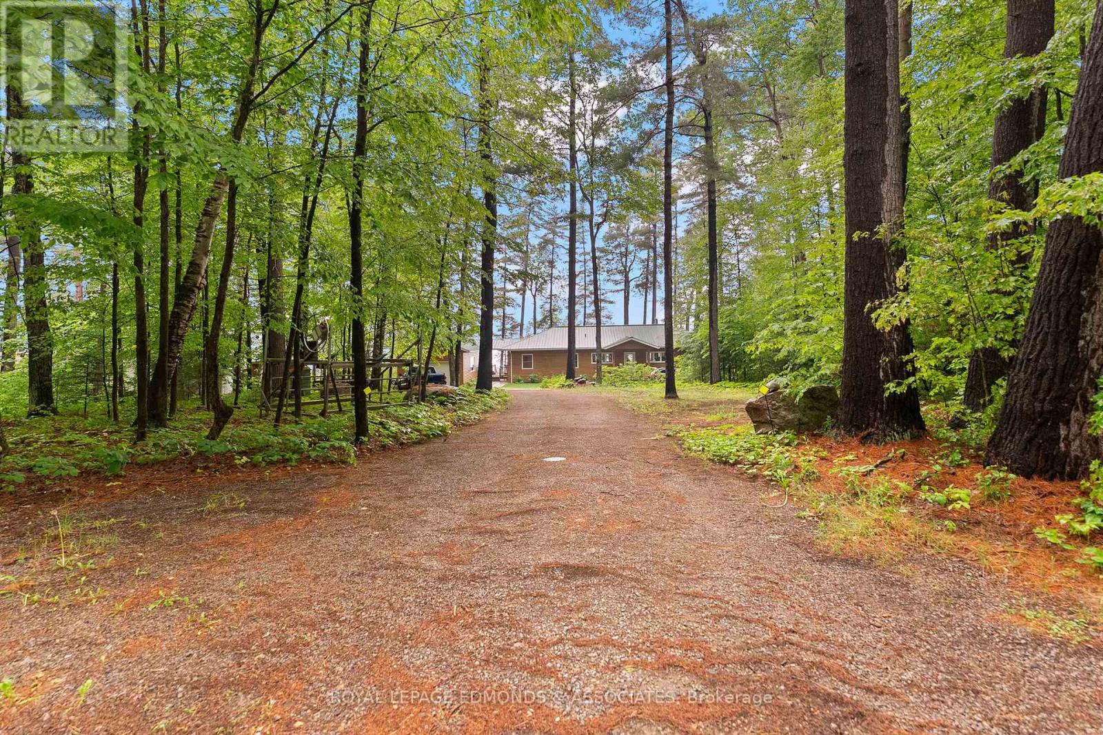 416 ROCKY POINT DRIVE - 40