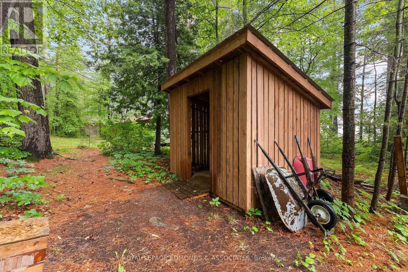 416 ROCKY POINT DRIVE - 44