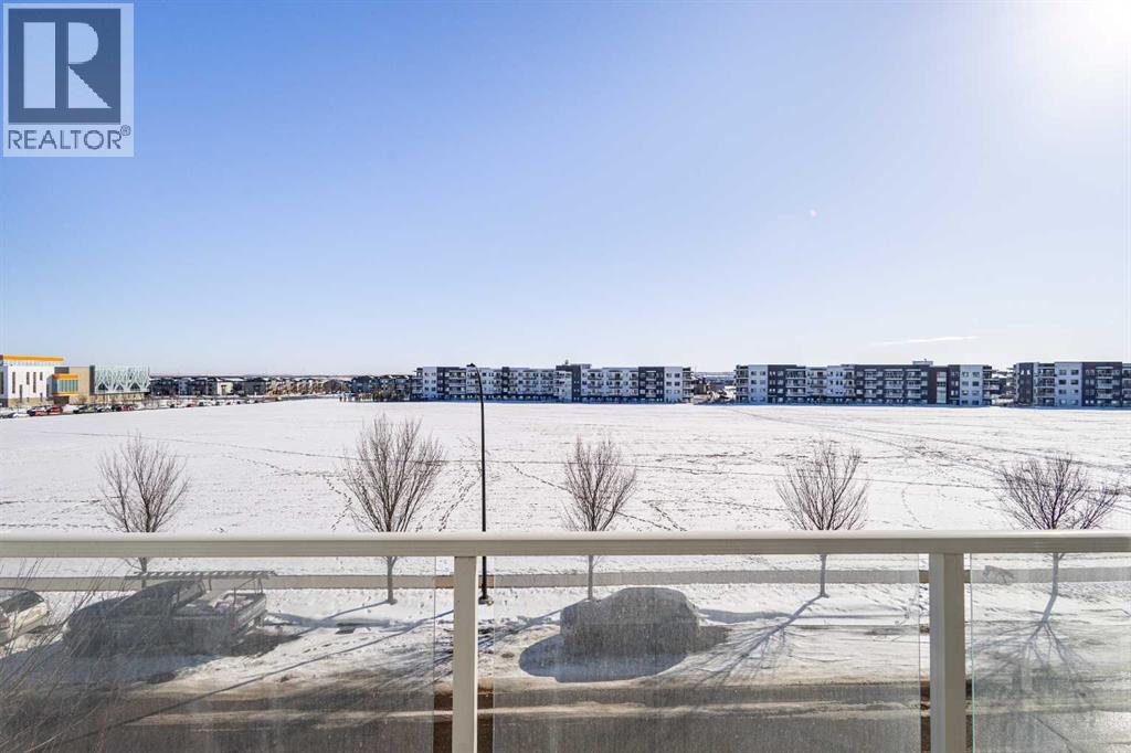 #305 20 Seton Park SE - 7