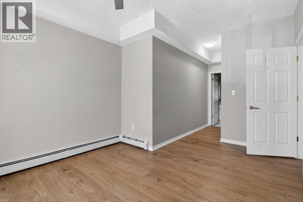 215, 777 3 Avenue SW — photo 21