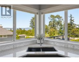 Bathroom - 8711 Bourne Terr, North Saanich, BC V8L1L8 Photo 13