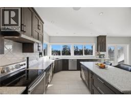Bathroom - 8711 Bourne Terr, North Saanich, BC V8L1L8 Photo 16
