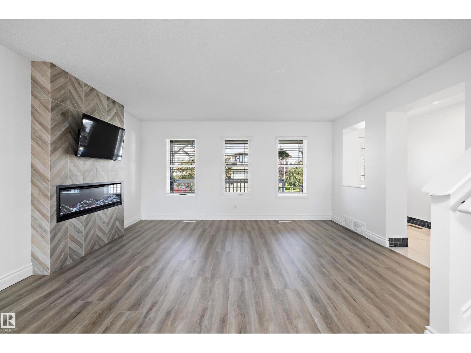 9852 217 ST NW — photo 10