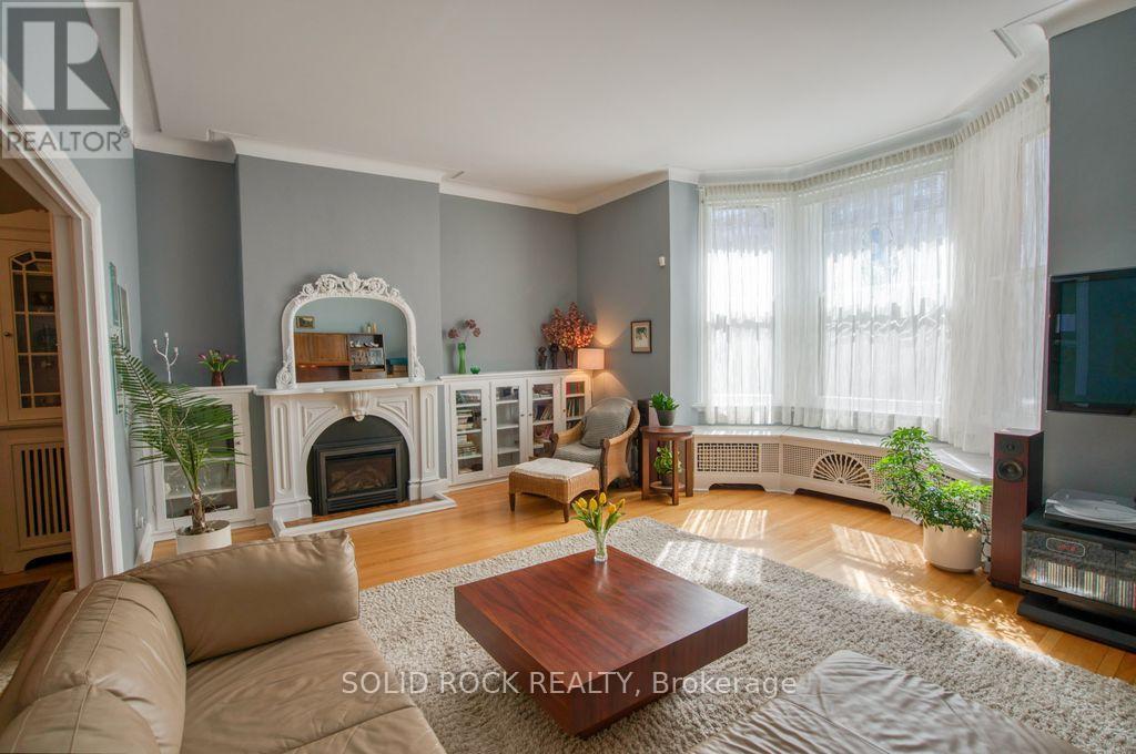 289 WILBROD STREET - 8