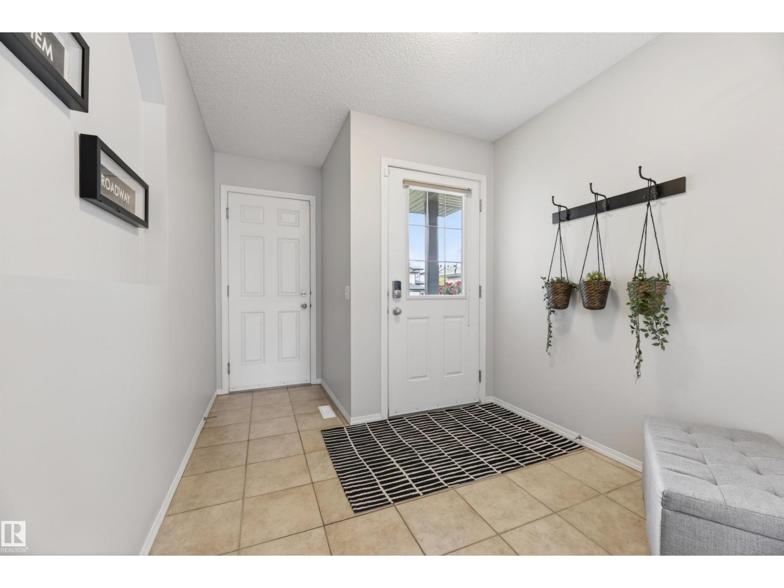 233 FOXBORO CV - photo 4