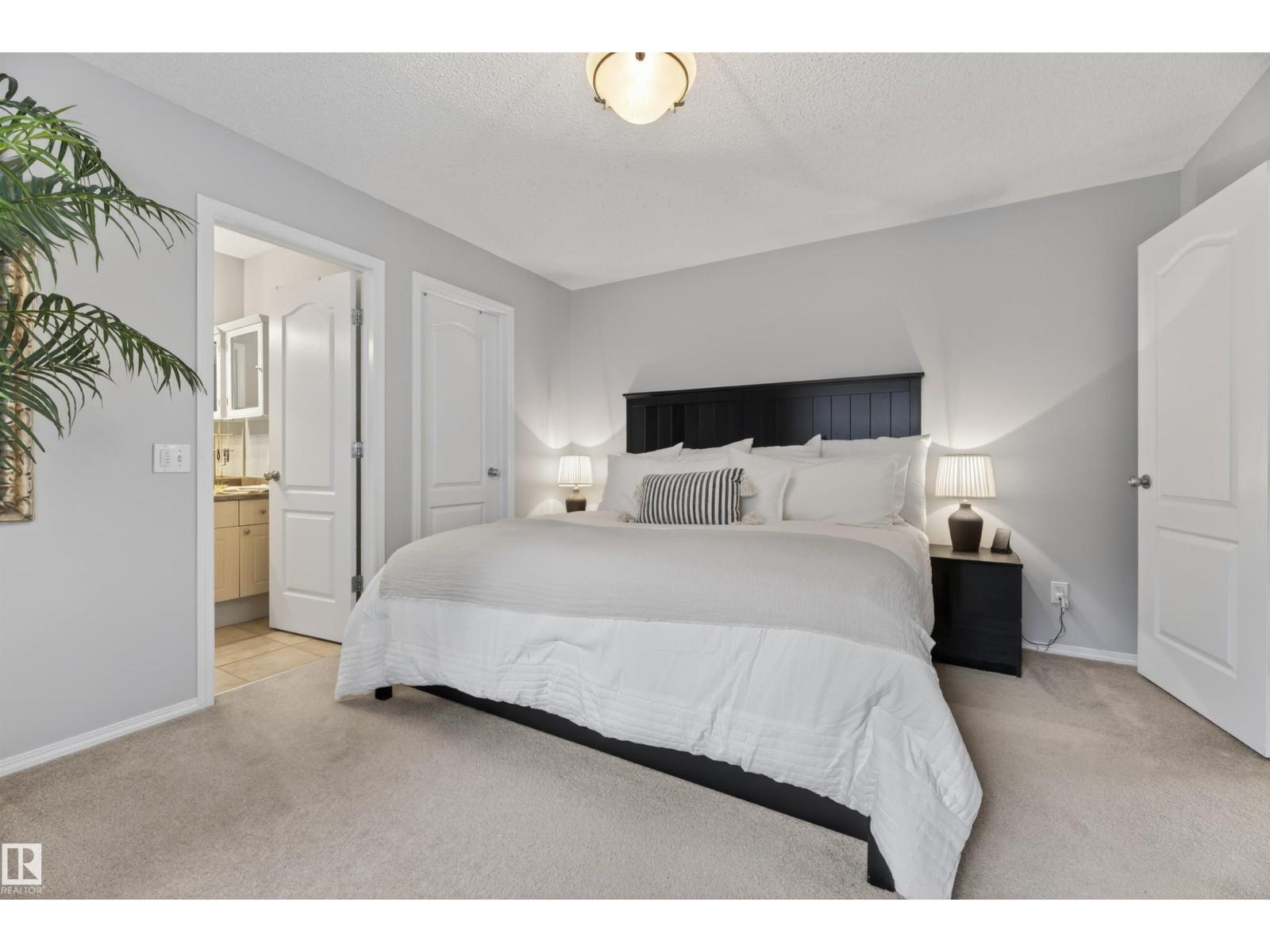 233 FOXBORO CV — photo 19