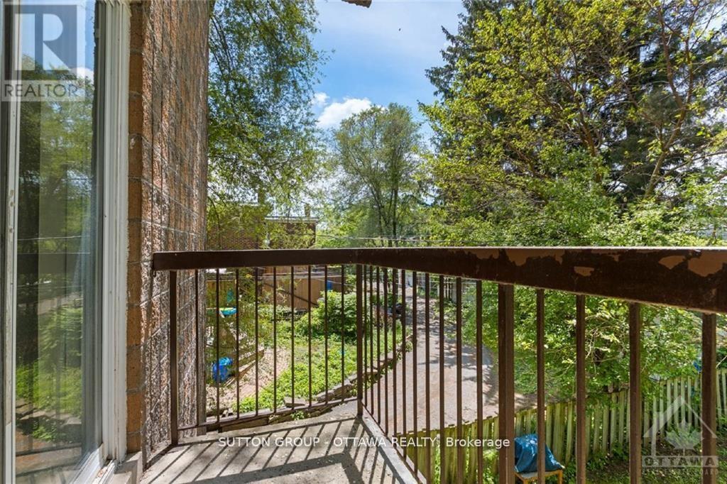 244 WESTHAVEN CRESCENT - 20