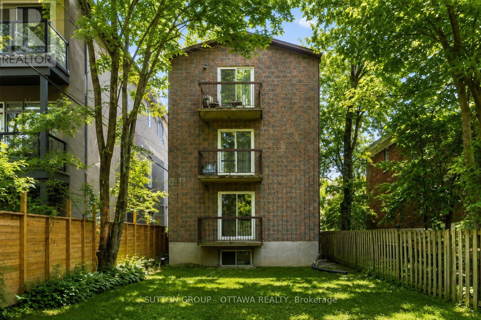 244 WESTHAVEN CRESCENT - 21