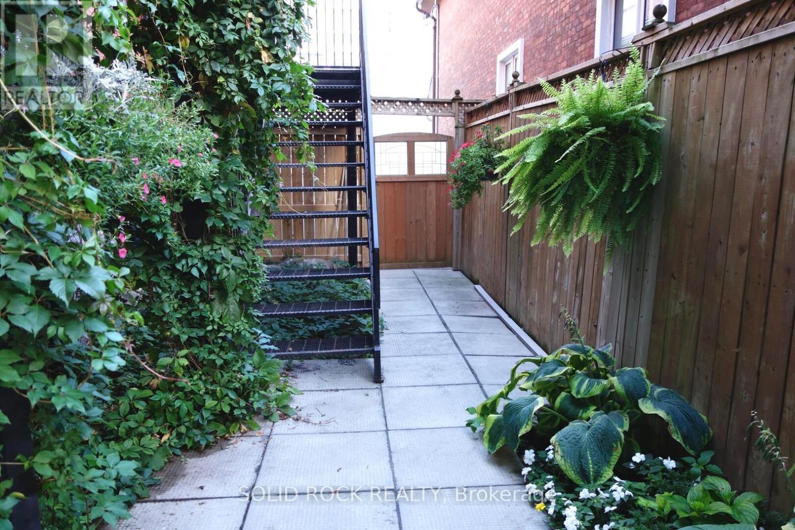 289 WILBROD STREET - 49