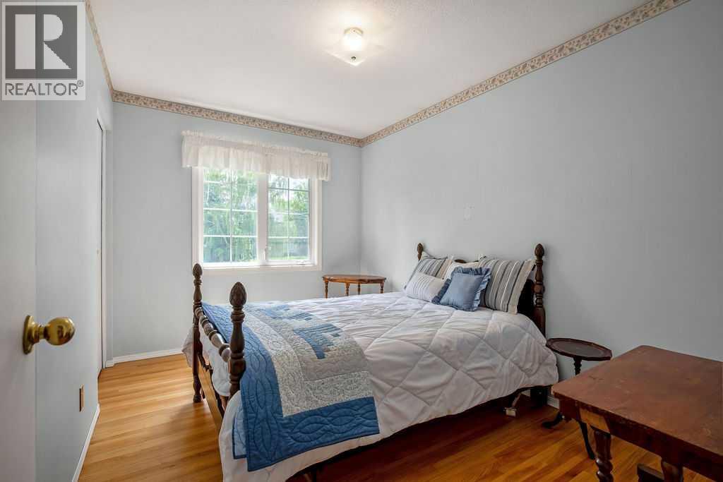 Bedroom 2 - upper