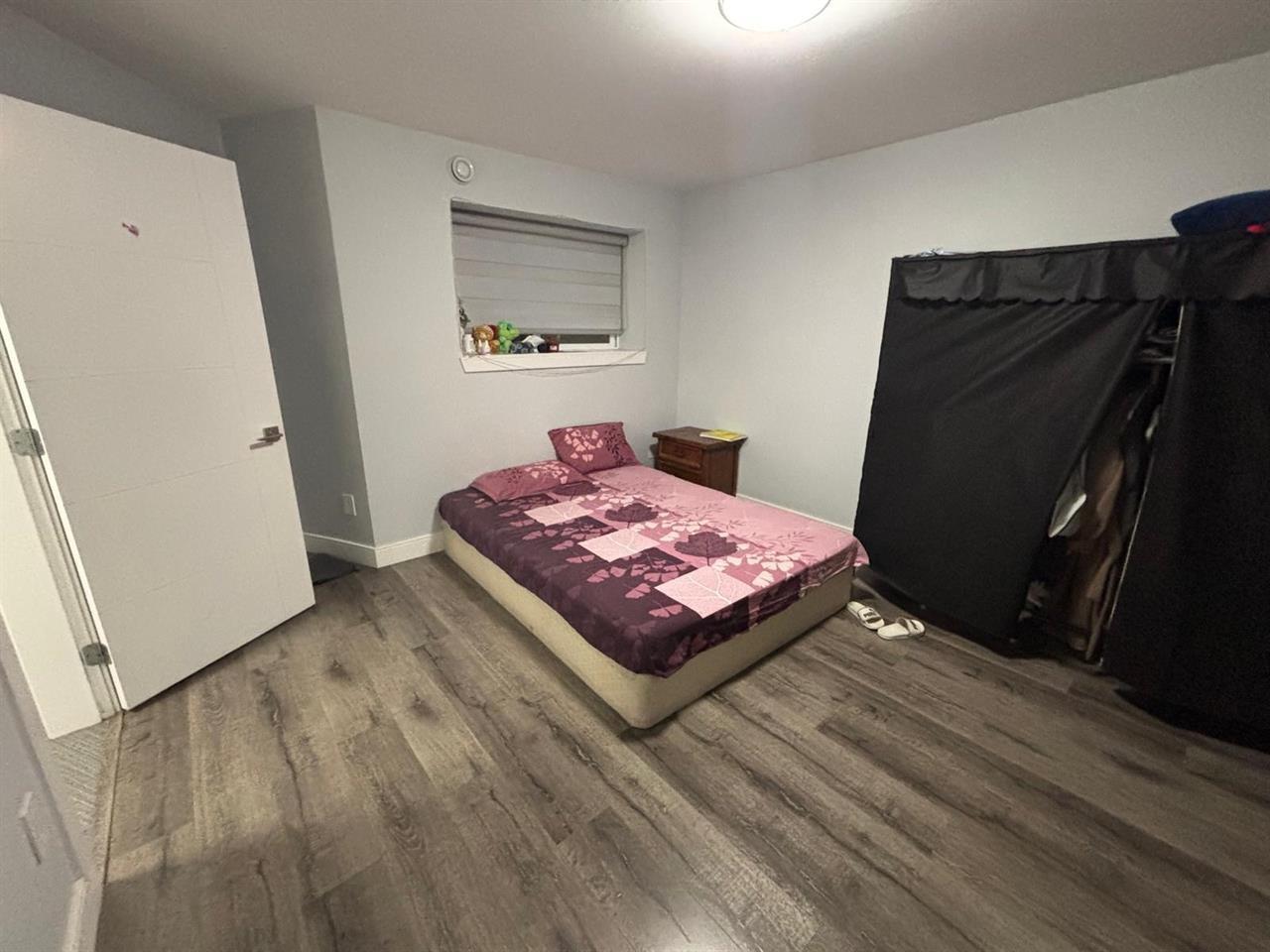 11890 GILMOUR Crescent, Delta
