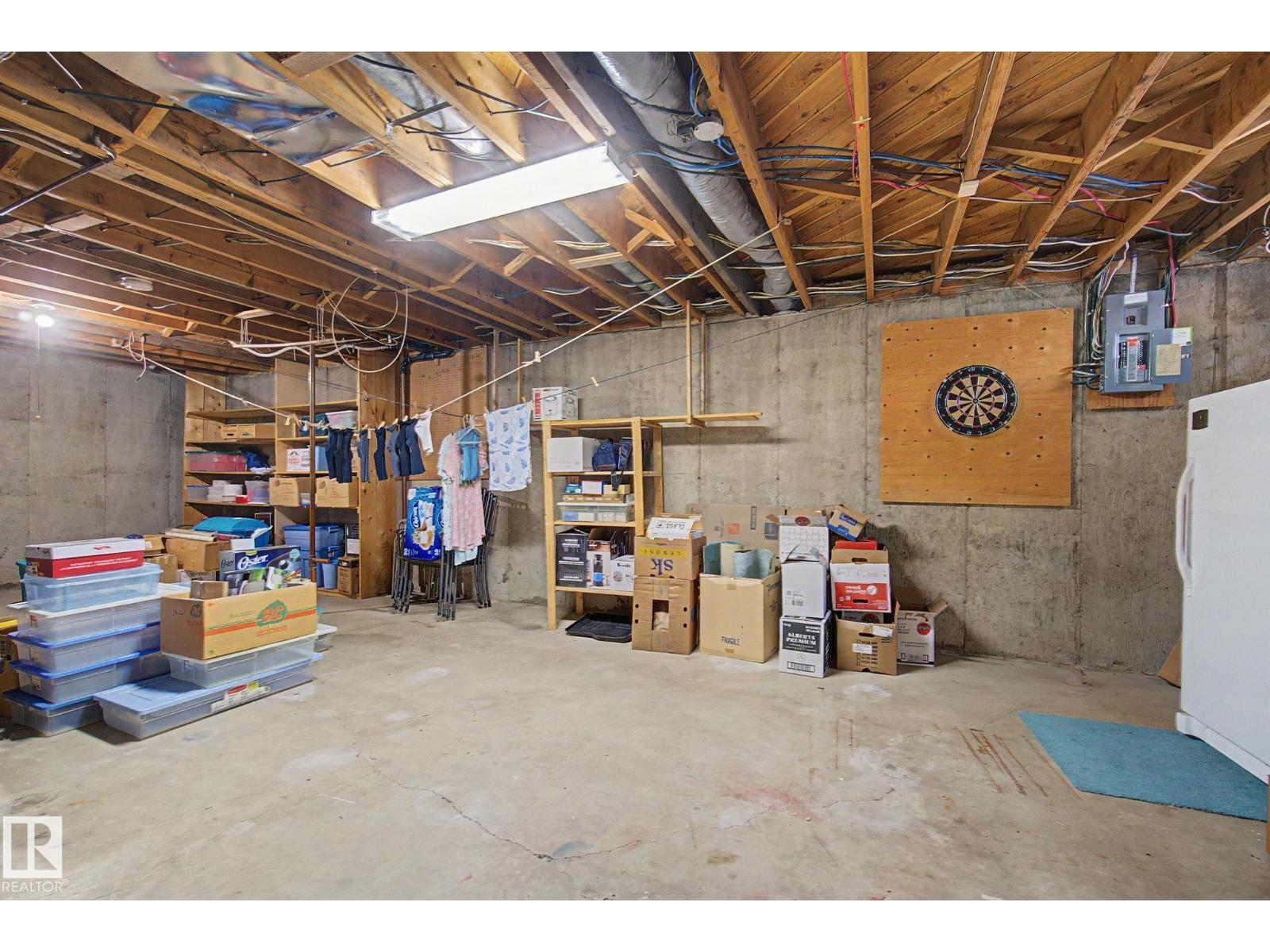 8706 162 ST NW — photo 36