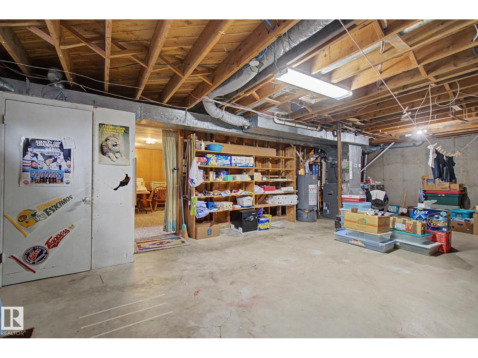 8706 162 ST NW — photo 37