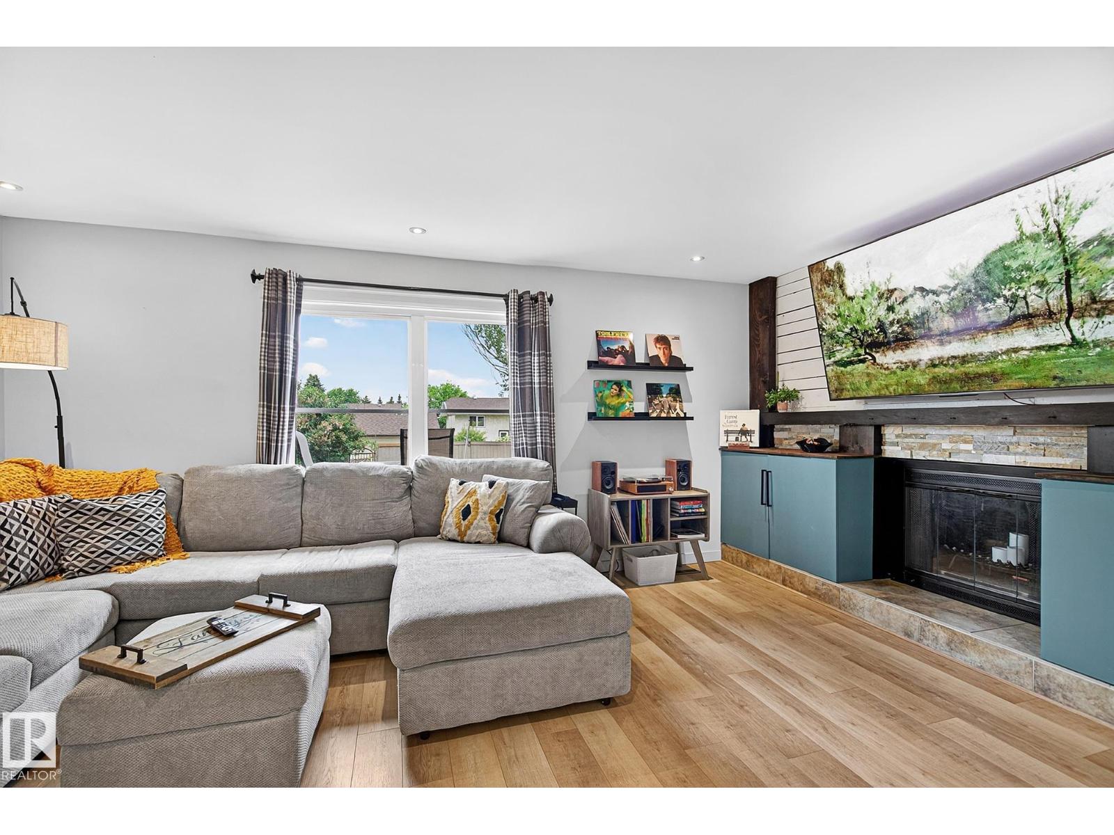 9 MILLGROVE DR — photo 28