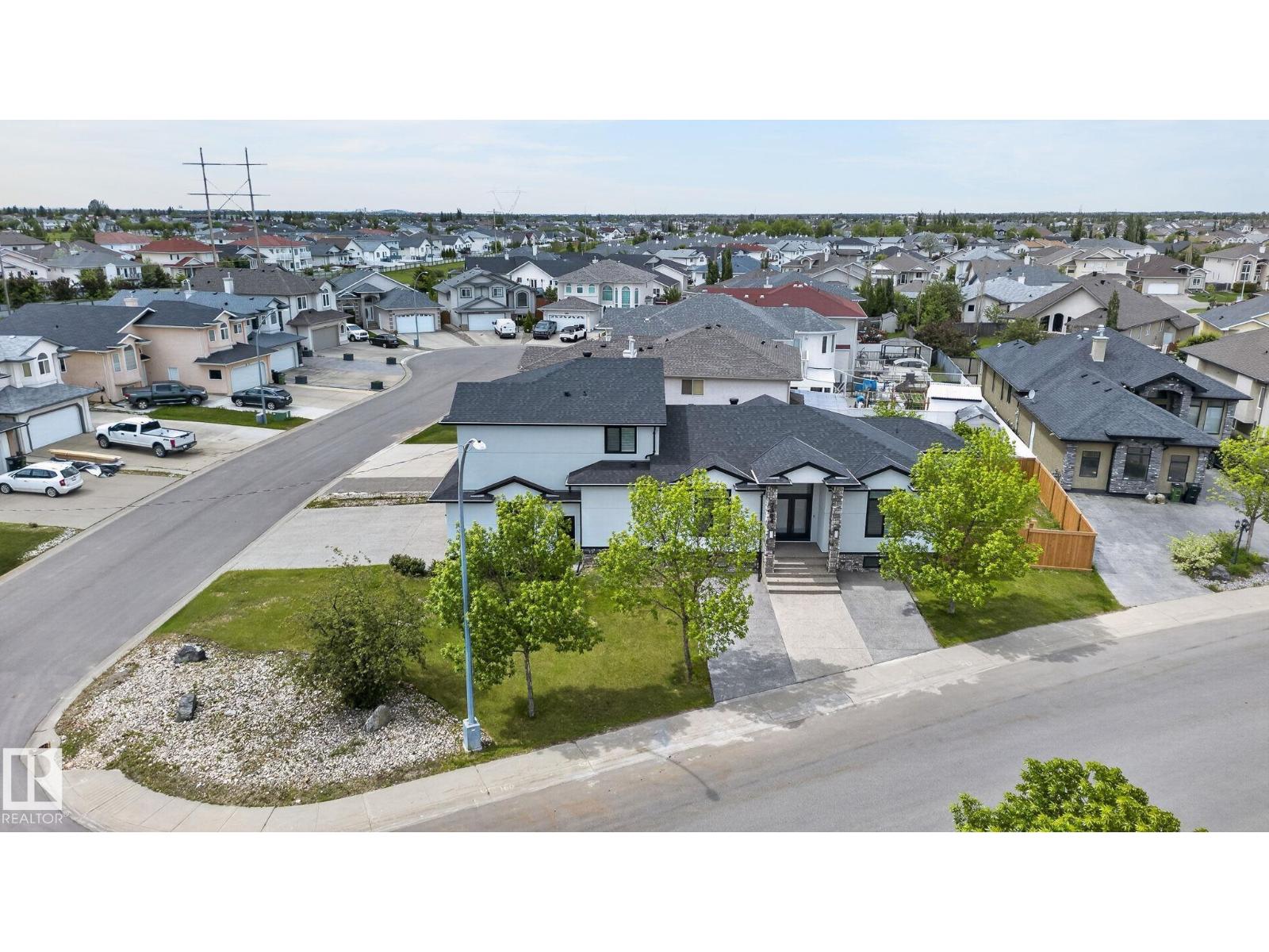 7304 164 AV NW - 61