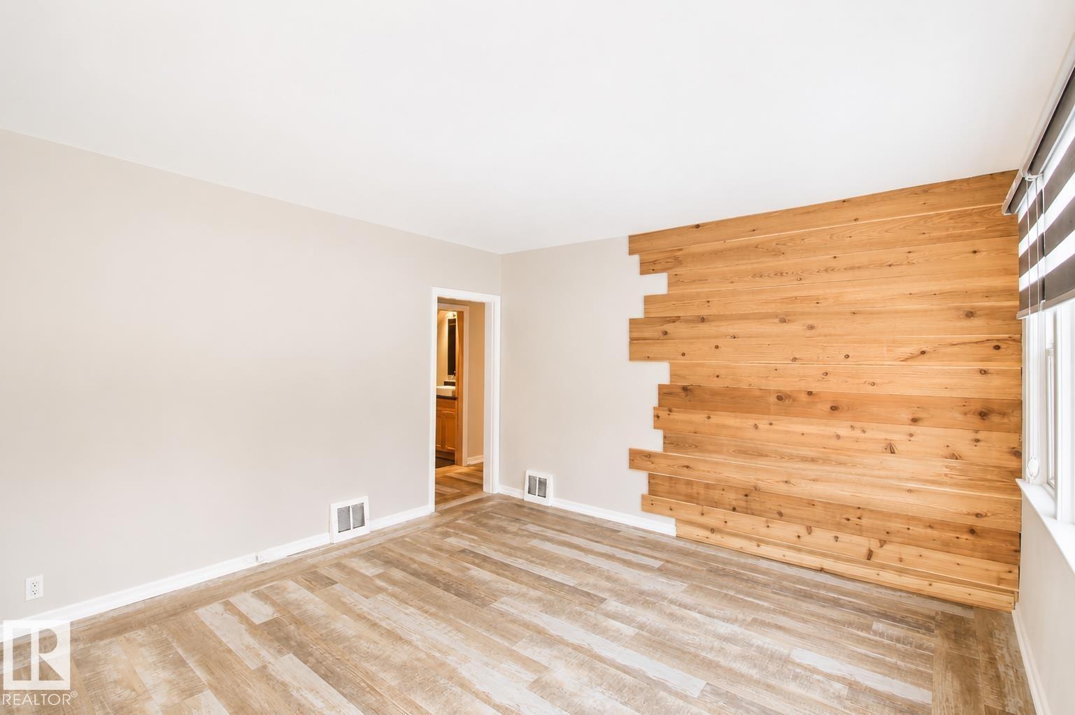 10815 112 ST NW - photo 5
