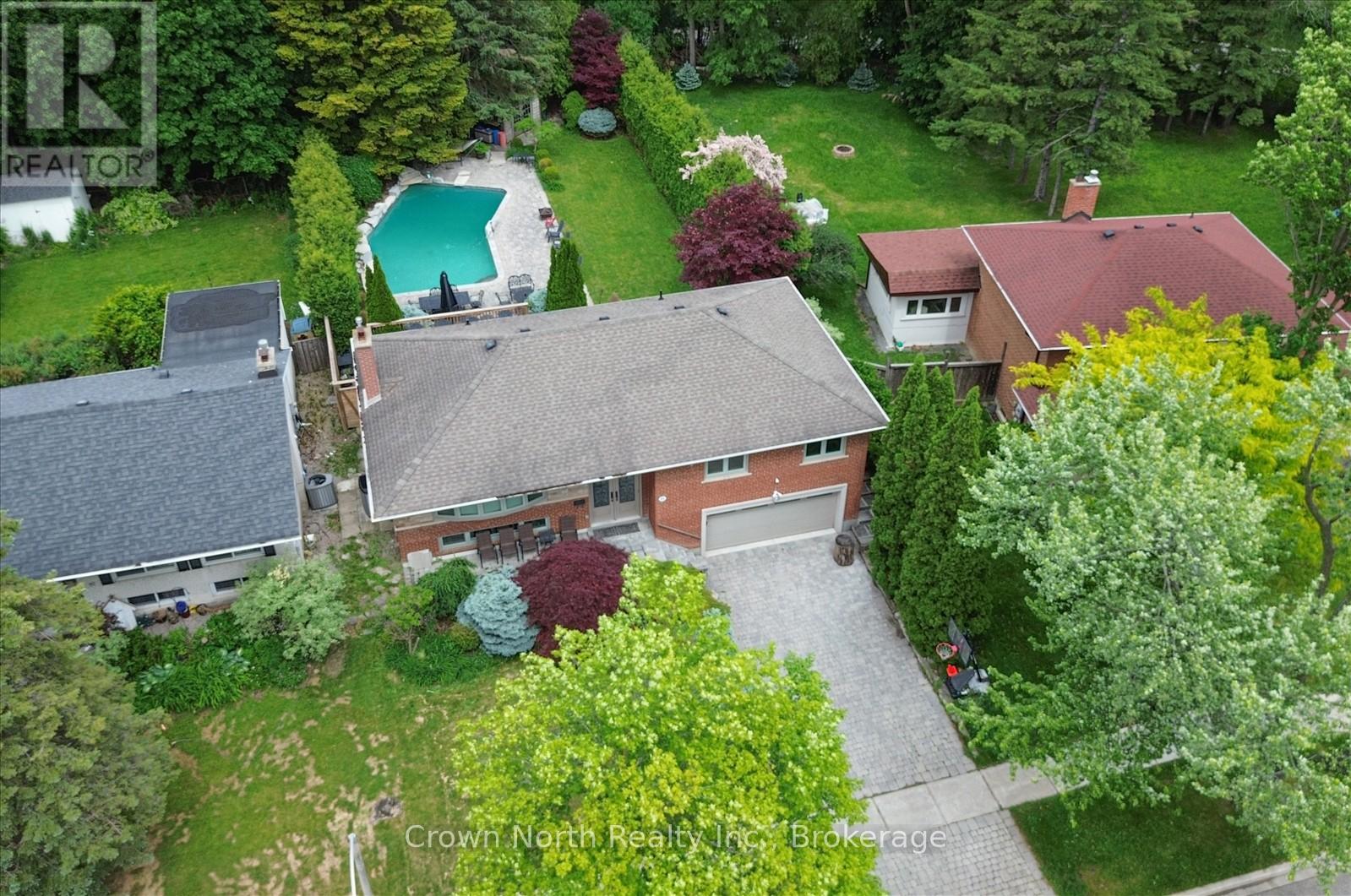 85 PORTICO DRIVE - 34