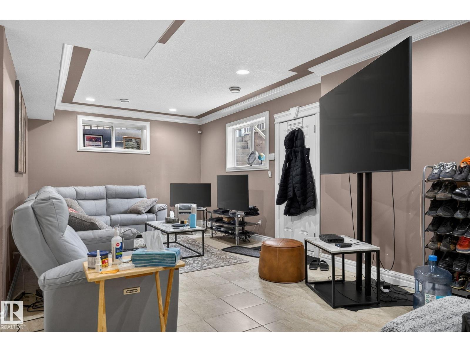 1508 PALMER CL NW - 47